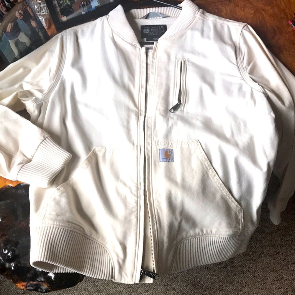 Carhartt jacket! In great condition never worn!WOT